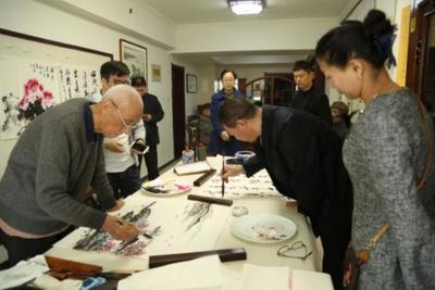 于興工作室掛牌成立 傳承發揚書法文化，開創文化藝術交流新篇章